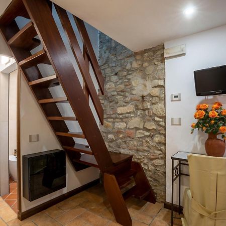 Il Torrione Bed and Breakfast Castiglione del Lago Exteriör bild