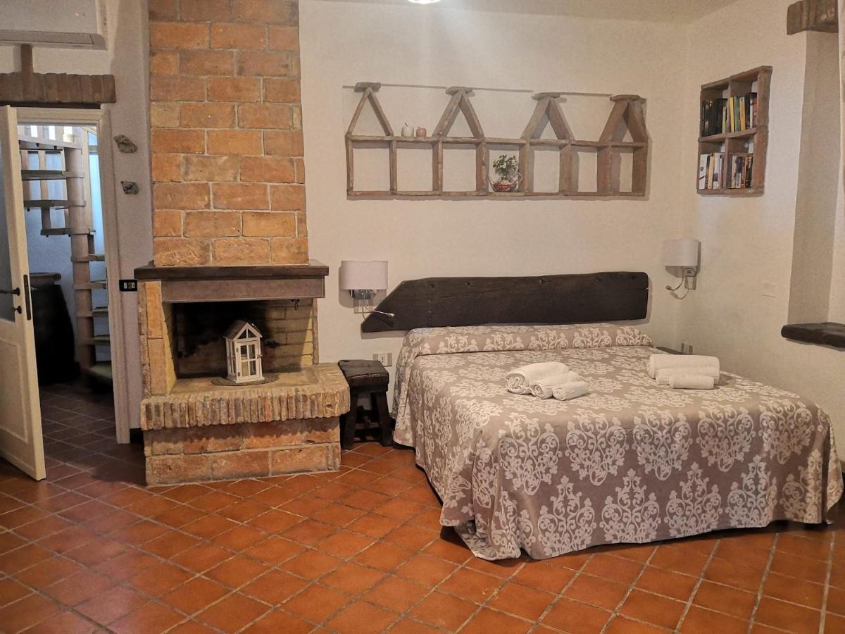 Il Torrione Bed and Breakfast Castiglione del Lago Exteriör bild