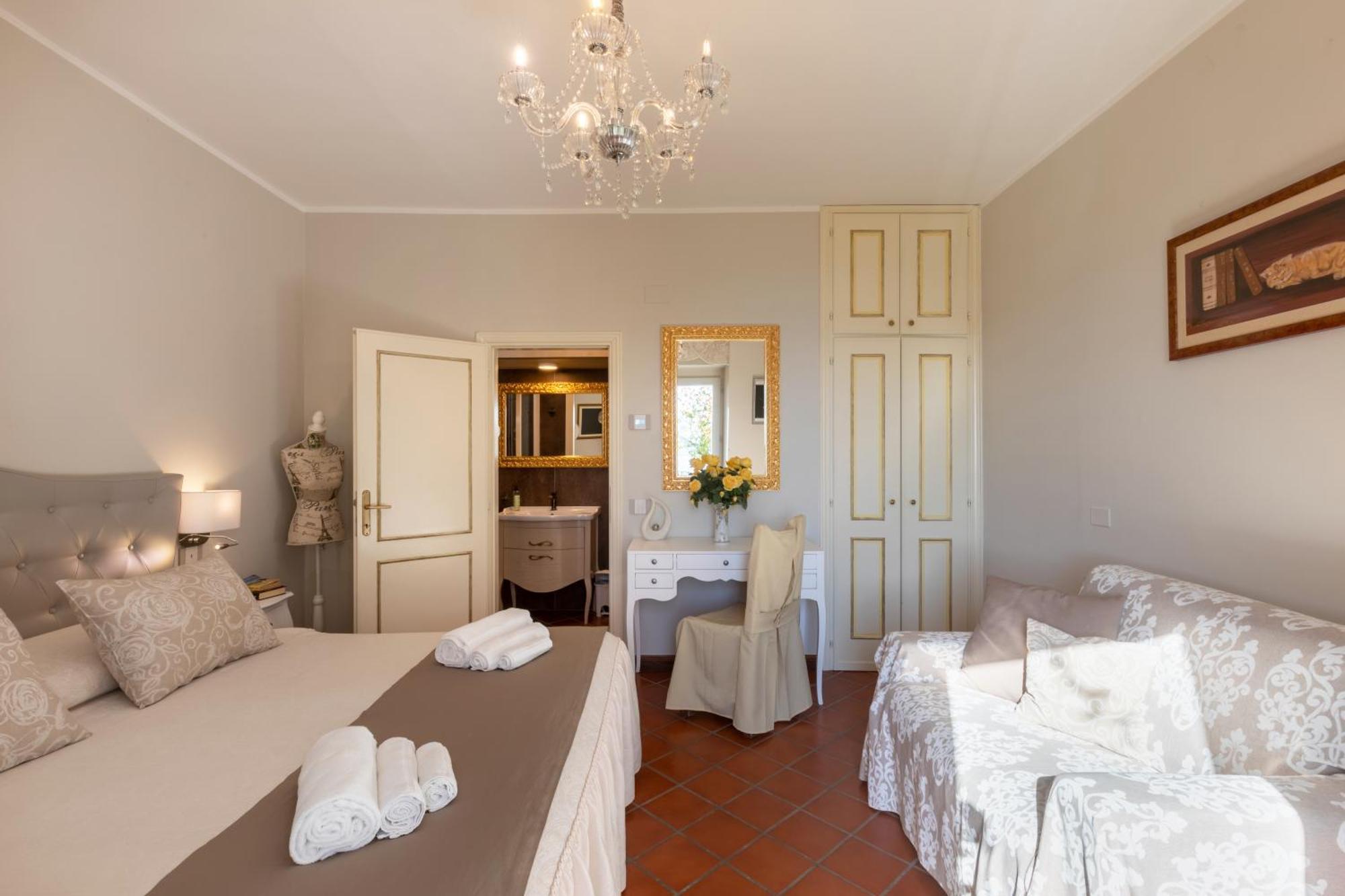 Il Torrione Bed and Breakfast Castiglione del Lago Exteriör bild